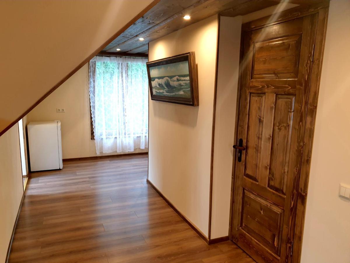 Guest House And Camping Jūrkalne Kültér fotó