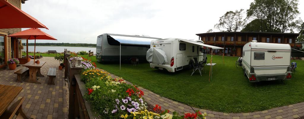 Guest House And Camping Jūrkalne Kültér fotó