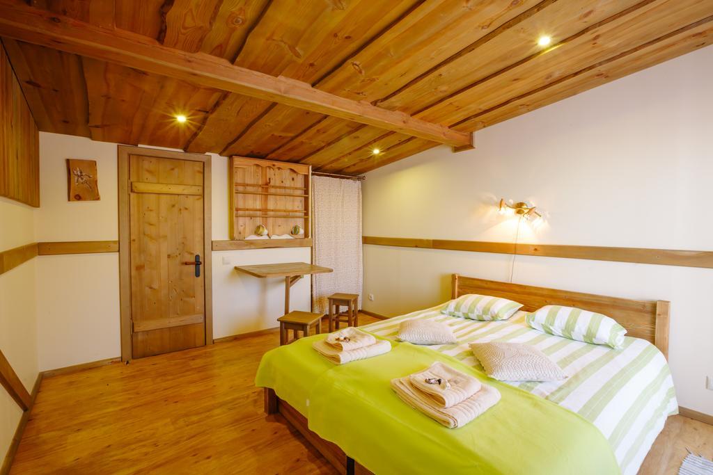 Guest House And Camping Jūrkalne Kültér fotó