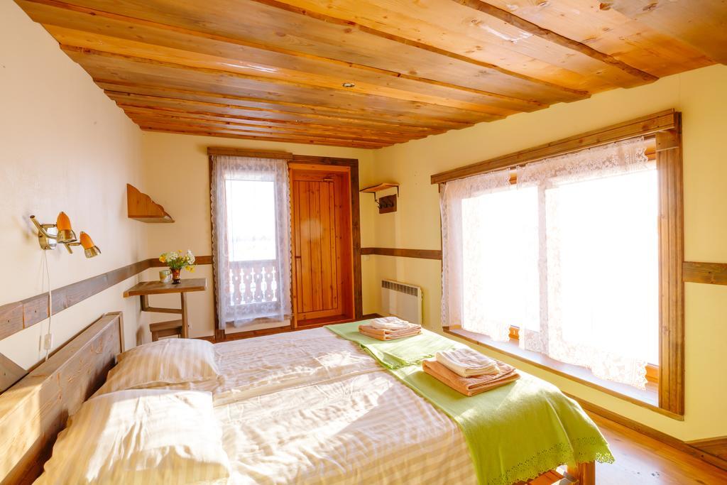 Guest House And Camping Jūrkalne Kültér fotó